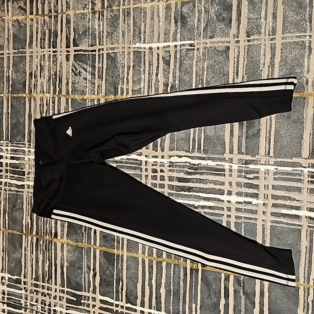 Adidas leggings